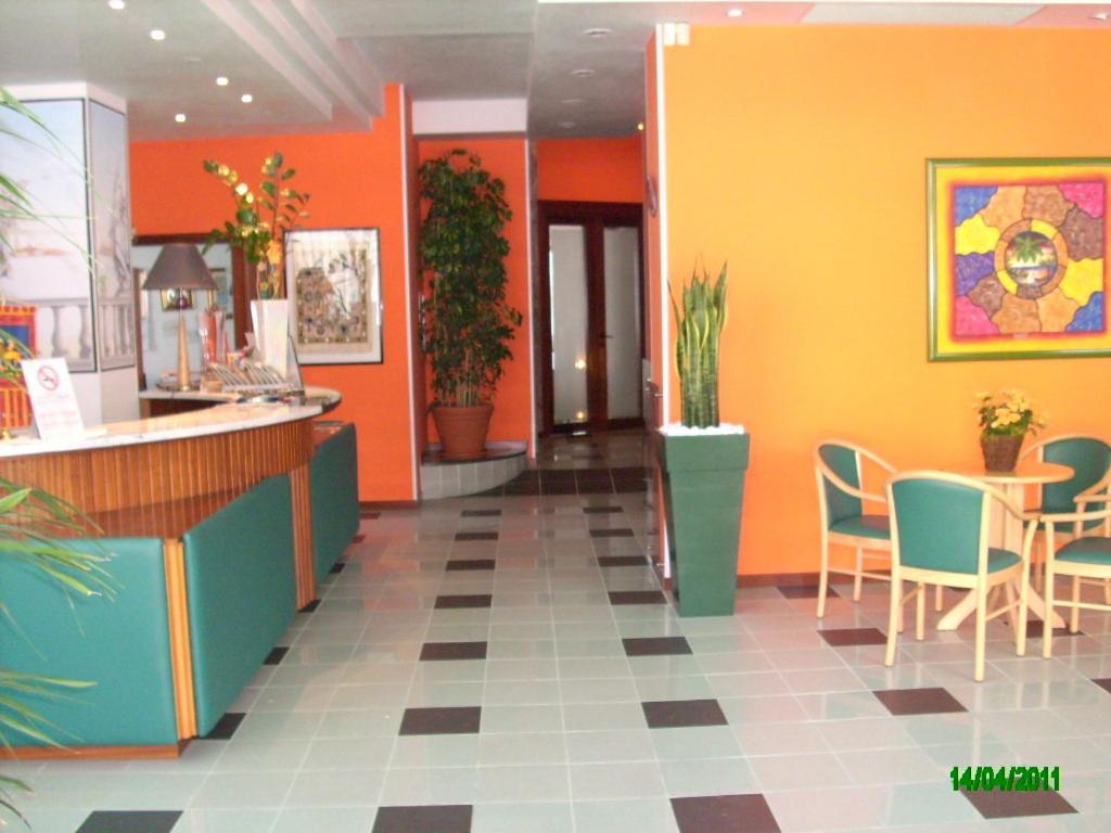 Hotel Colorado Лидо-ди-Езоло Экстерьер фото
